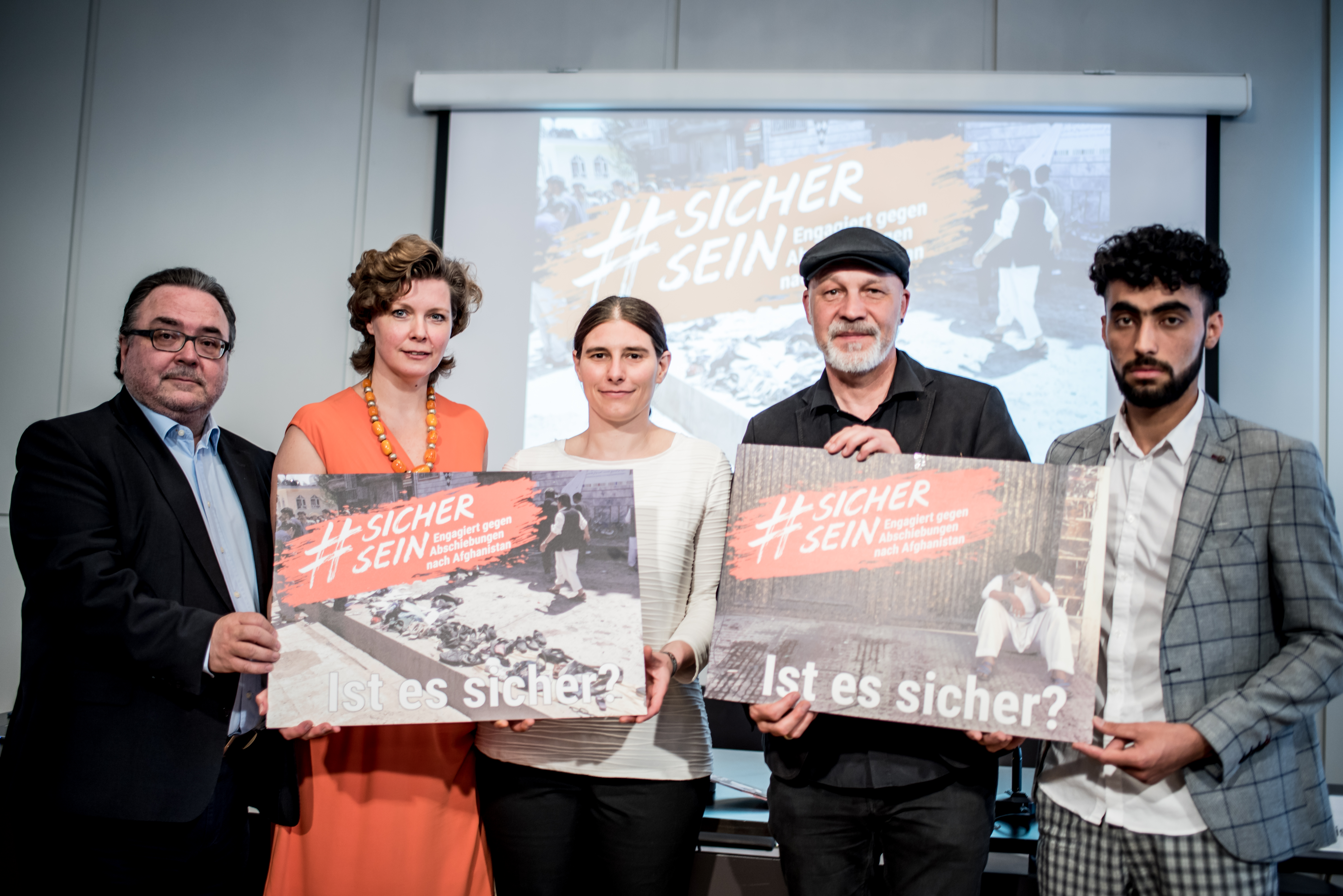 https://www.sichersein.at/wp-content/uploads/2018/05/sichersein-pressekonferenz-2018-05-02-christopher-glanzl-21.jpg