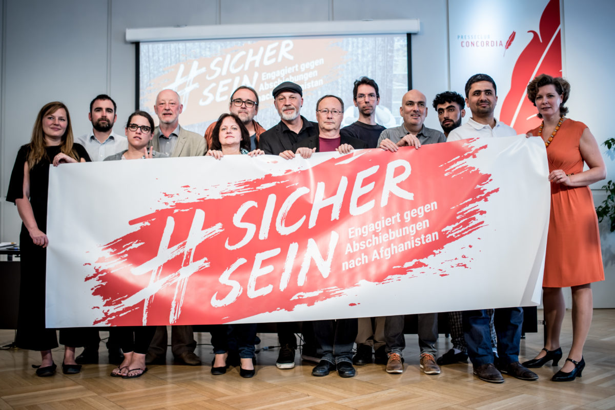 sichersein-pressekonferenz-2018-05-02-christopher-glanzl-28-1200x801.jpg